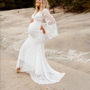 Lace boho style maternity dress